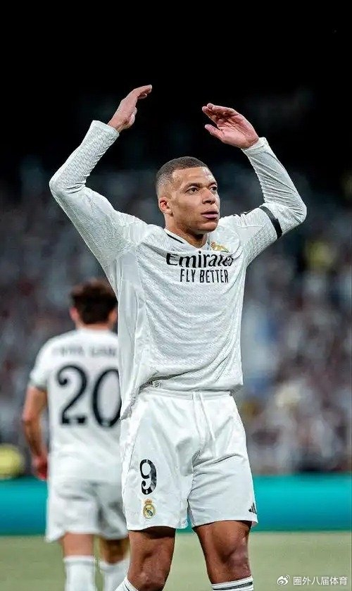 皇马医疗团队误诊姆巴佩左膝伤情引争议，团队