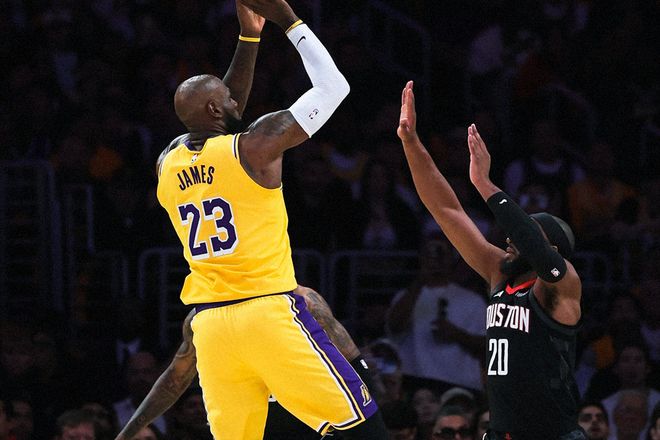 火箭G1惨败湖人杜兰特缺席阵容大乱阵双后卫失误